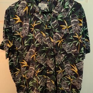 croft & barrow Black Tropical Print Short-Sleeve Button-Down Shirt